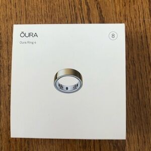 Oura Ring 4 in Gold, Size 8